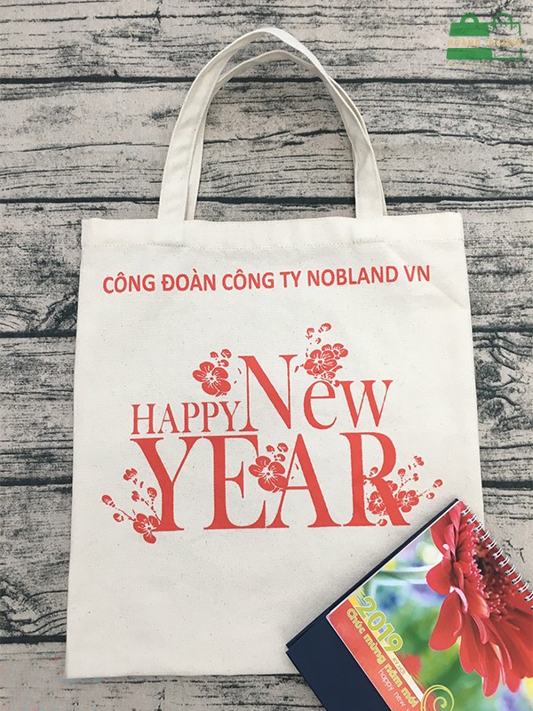 Túi vải đựng quà tết in tên công ty