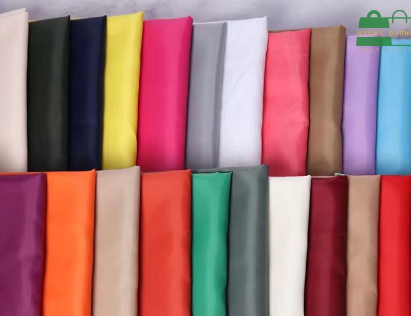 Do đặc tính chất liệu vải nên vải dù có độ bí nhất định