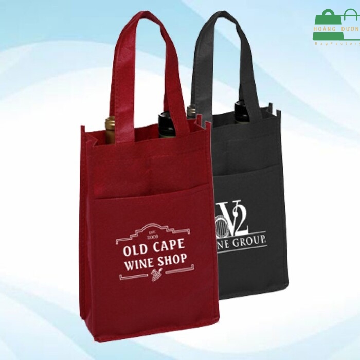 Chất liệu vải dễ in ấn nên túi vải đựng rượu thường được dùng trong các chiến dịch marketing