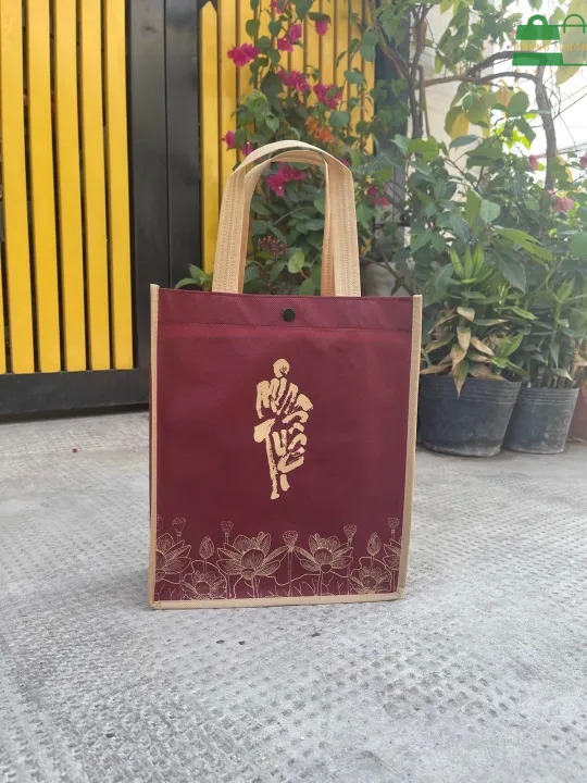 Túi vải không dệt đi chùa